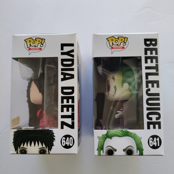 Beetlejuice #641 and Lydia Deetz #640 wedding Set Funko Pop Hot Topic Exclusives - Picture 4 of 9